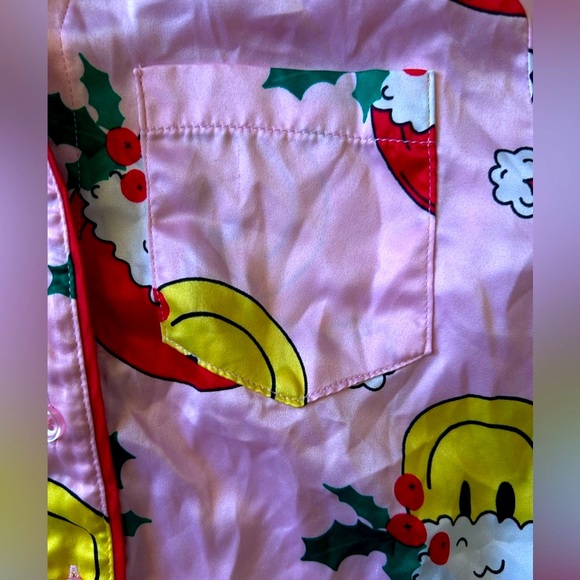 NEW ART CLASS Smiley Faces With Santa Hat Girls Button Down Christmas Pajamas - Picture 3 of 10
